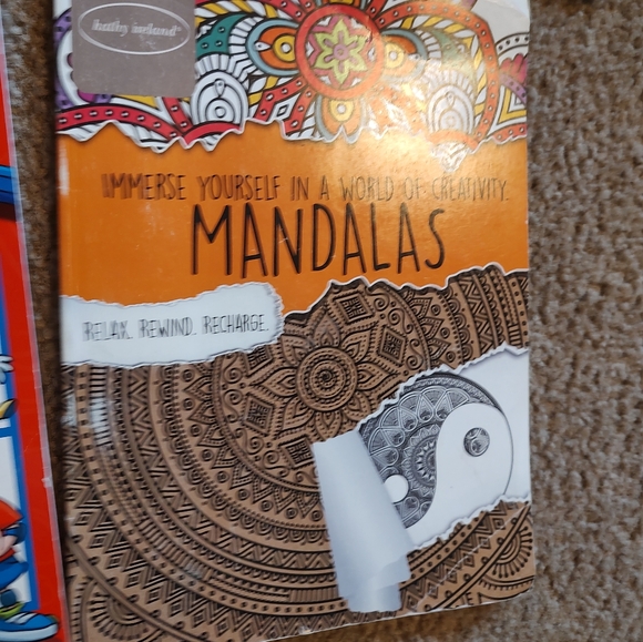 Drawing and Coloring Book Bundle 7 books - Picture 6 of 15